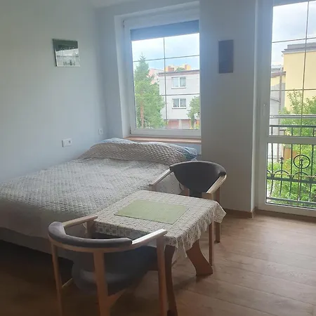 Δωμάτια σε οικογενειακή κατοικία Nadmorska *