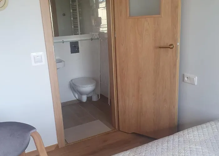 Nadmorska Quarto em Acomodações Particulares *